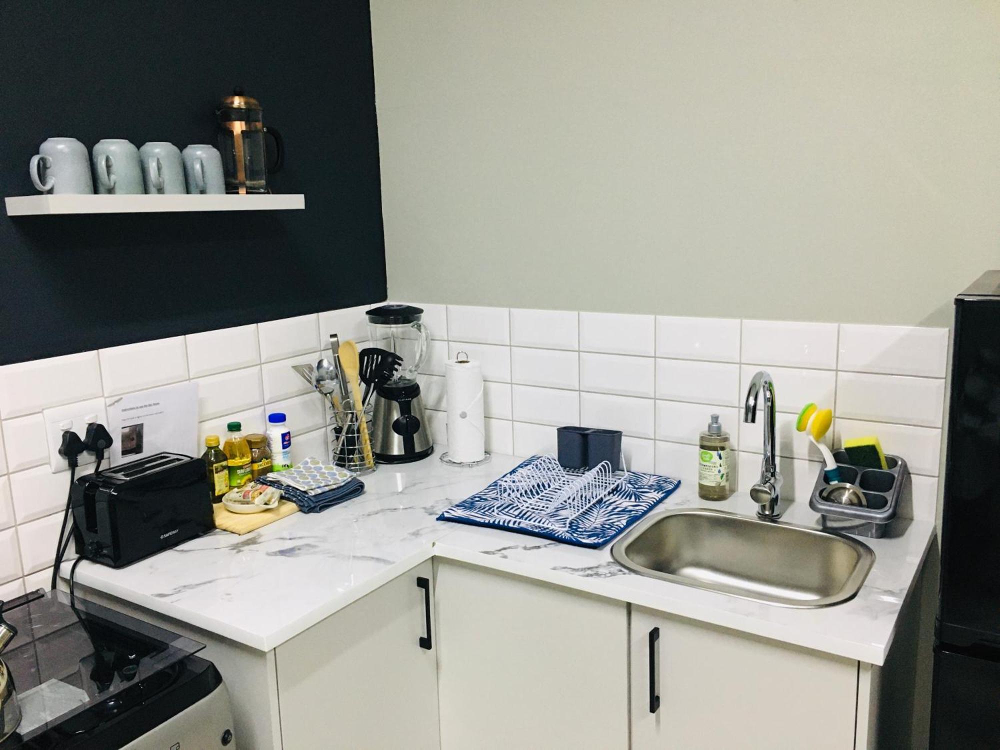 Happy Daze Apartment Swellendam Bagian luar foto