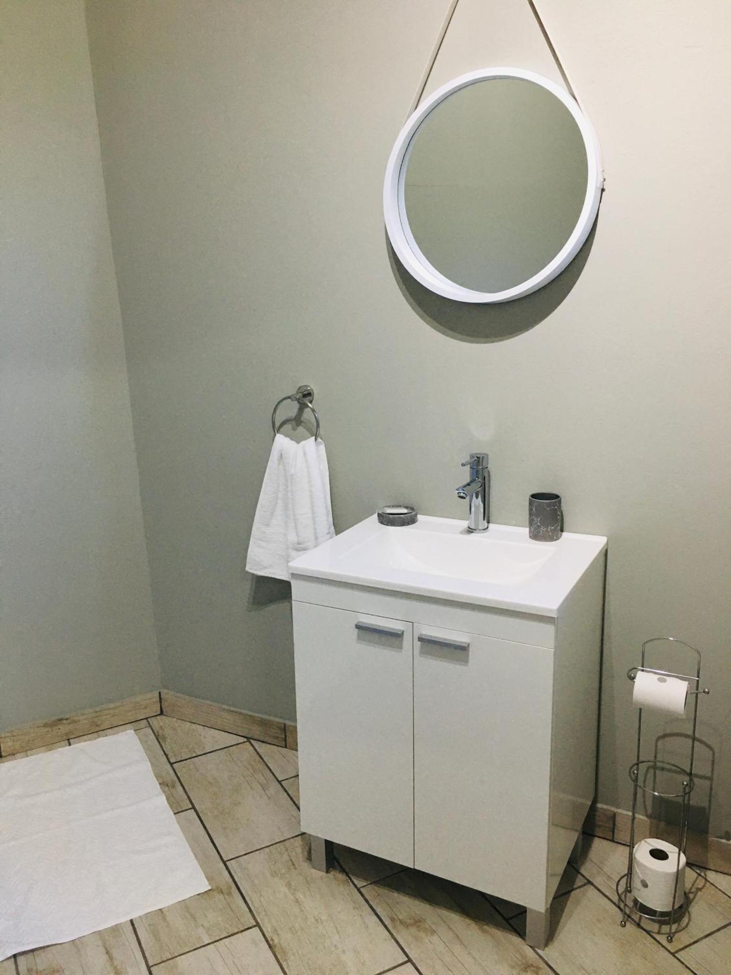 Happy Daze Apartment Swellendam Bagian luar foto