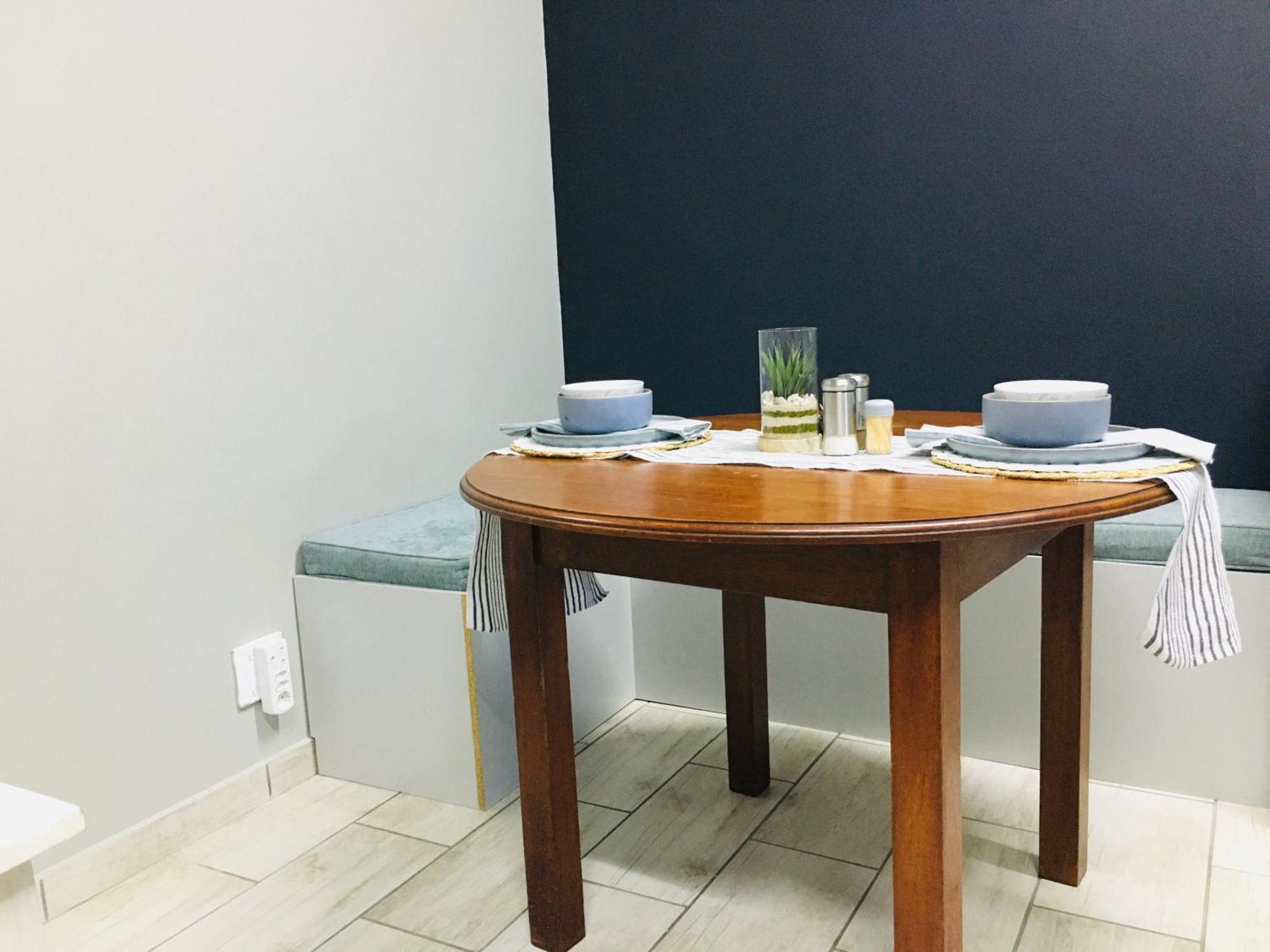 Happy Daze Apartment Swellendam Bagian luar foto
