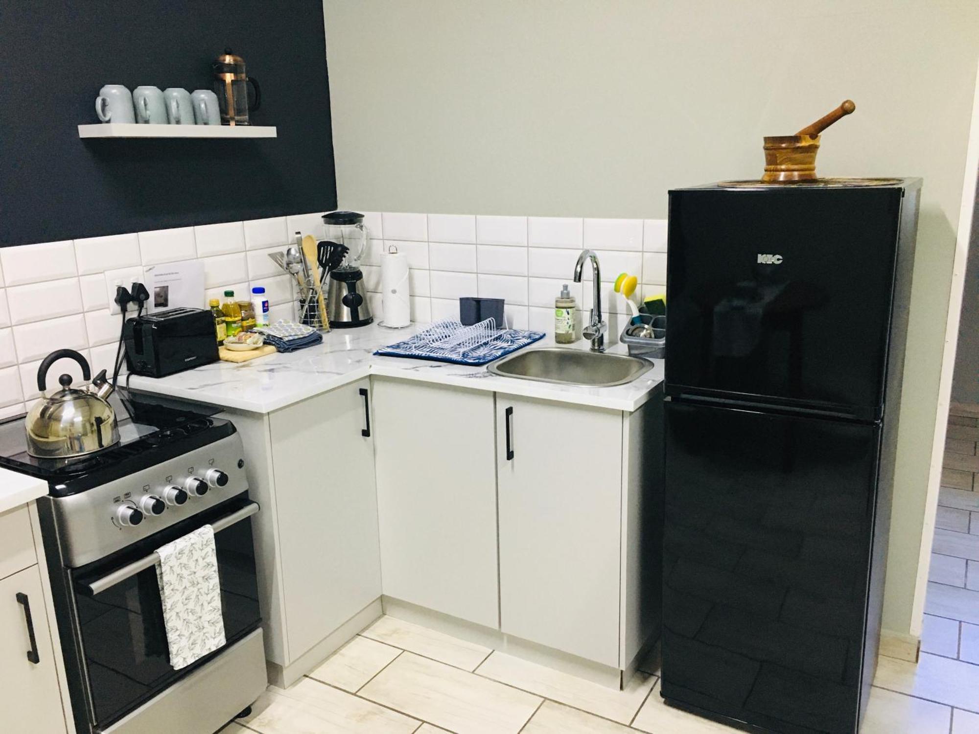 Happy Daze Apartment Swellendam Bagian luar foto
